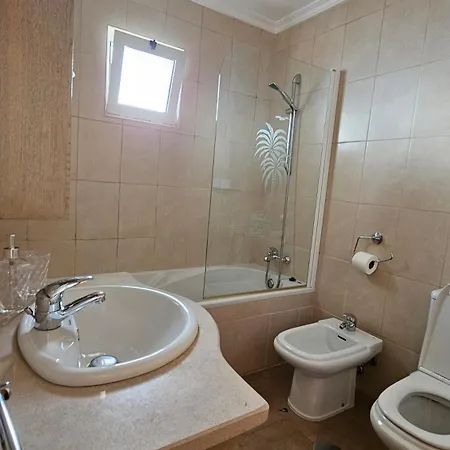 Daire Garajau Paradise *